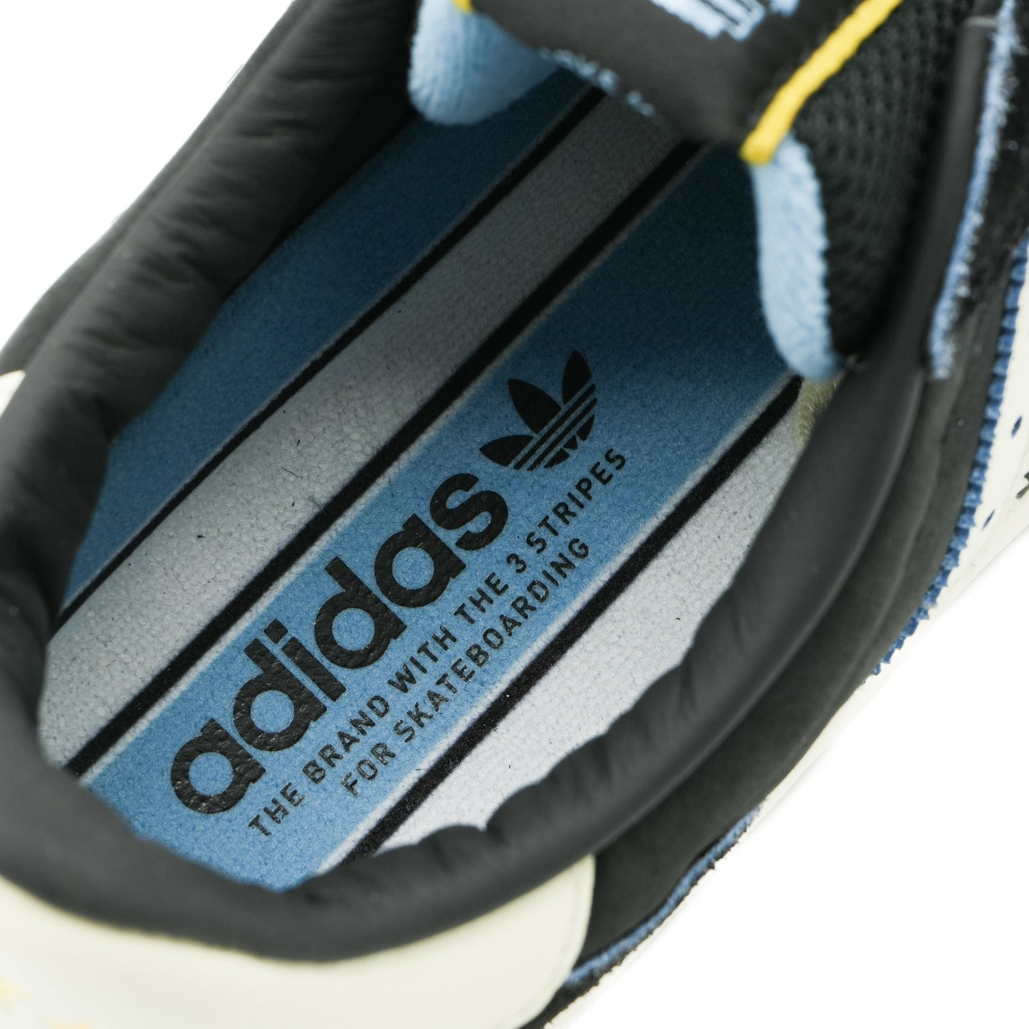 Adidas Argentina x Thrasher Glenburn - Black / Cream White / Gum