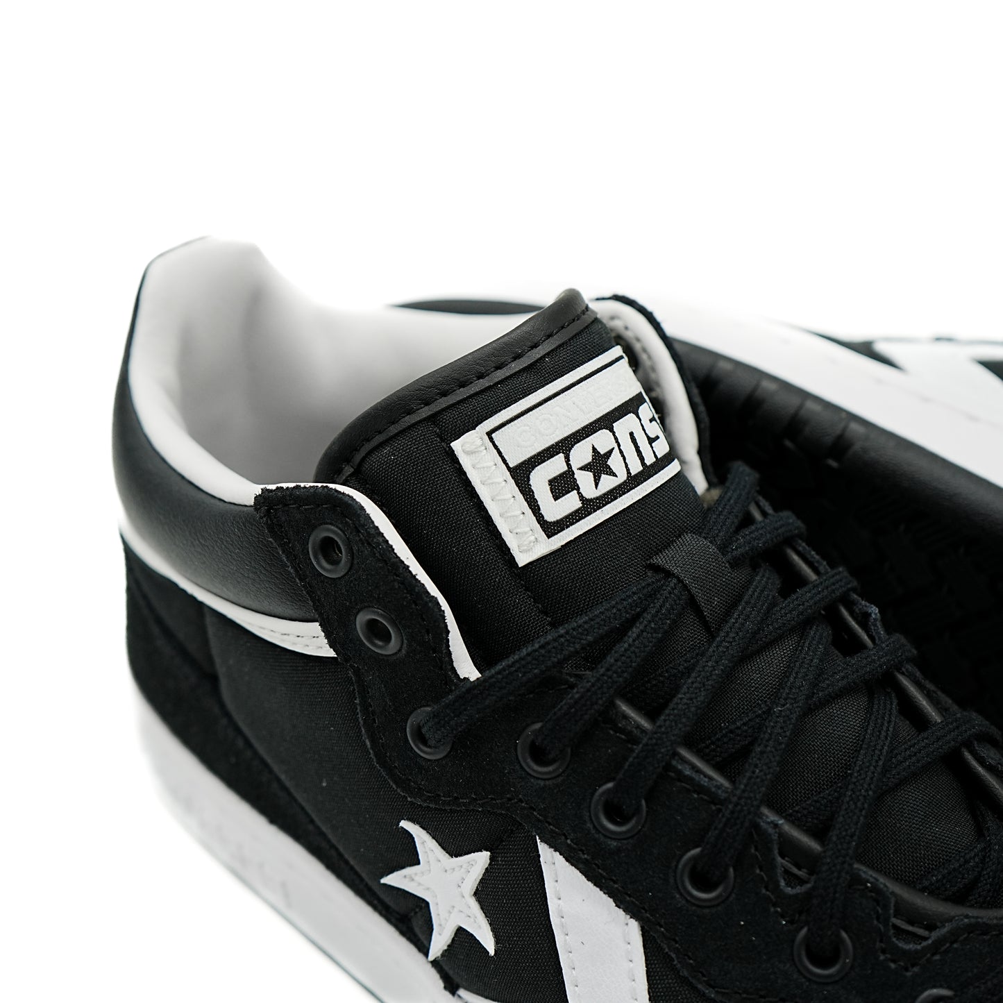 Converse Fastbreak Pro Mid - Black / White