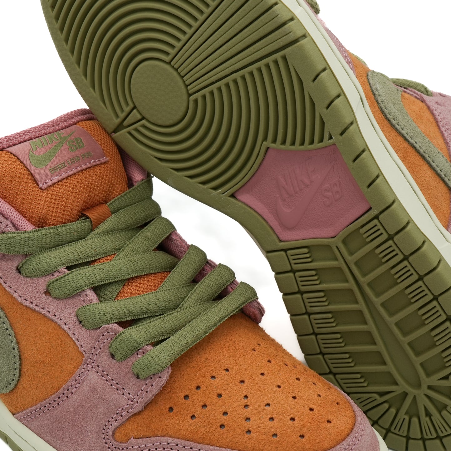 Nike SB Dunk Low Pro - Pink Stardust / Neutral Olive