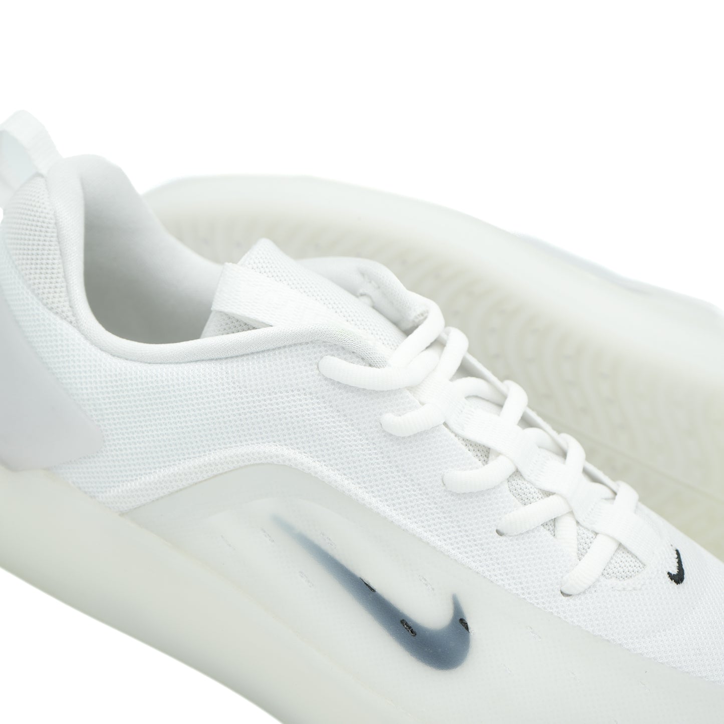 Nike SB Zoom Nyjah 4 - White / White / Black