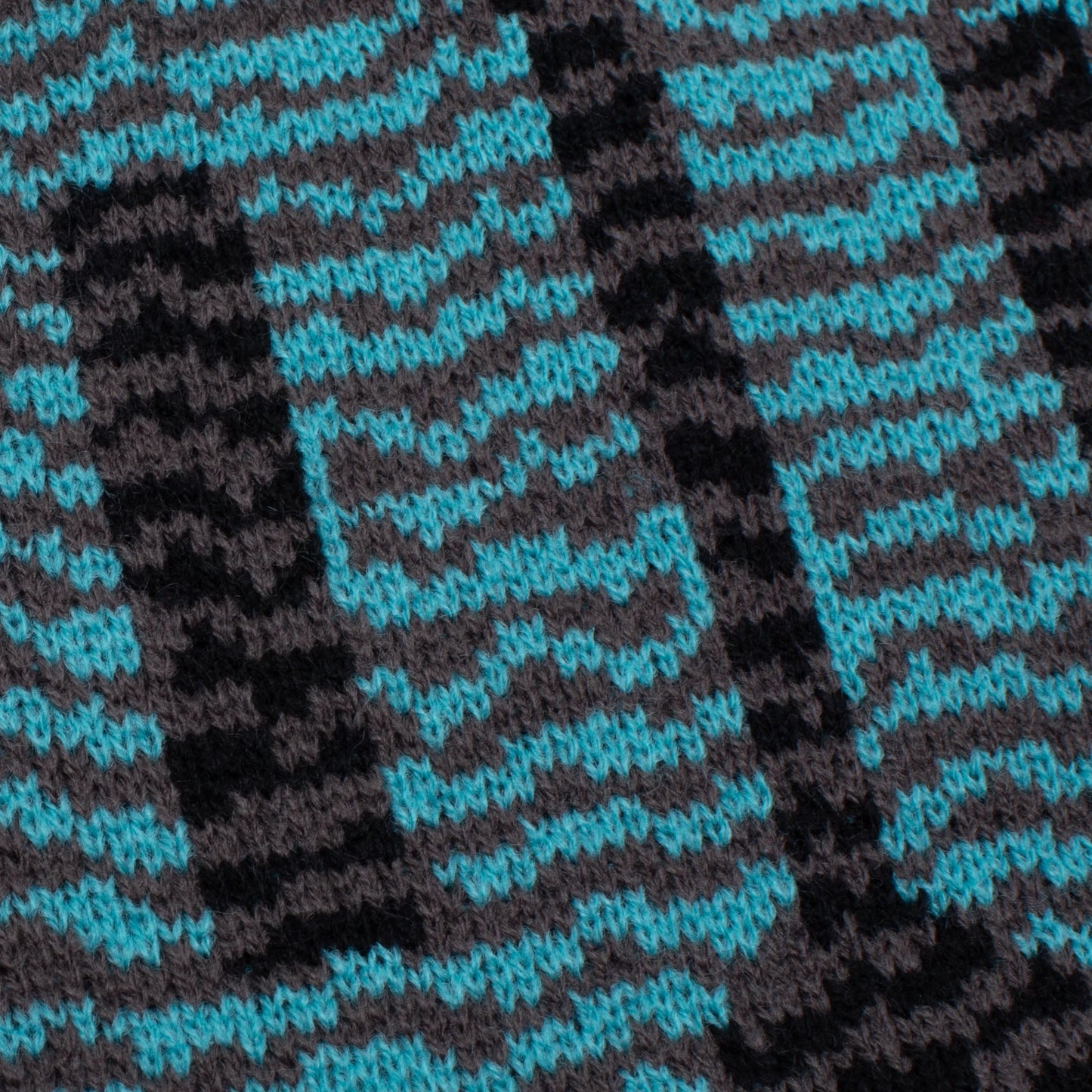 Hockey Zig Zag Skully Beanie - Black