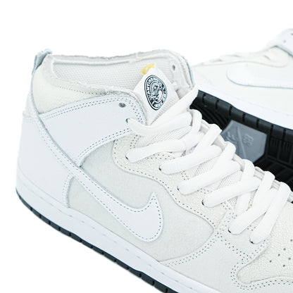 Nike SB x Anti-Hero Dunk High - White