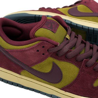 Nike SB Dunk Low Pro - Dark Team Red / Olive Flak