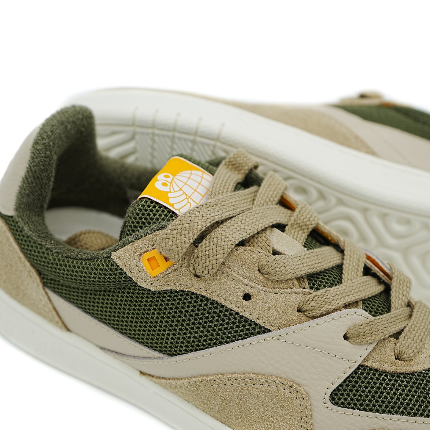 Last Resort AB CM002 - Tactile Green / White