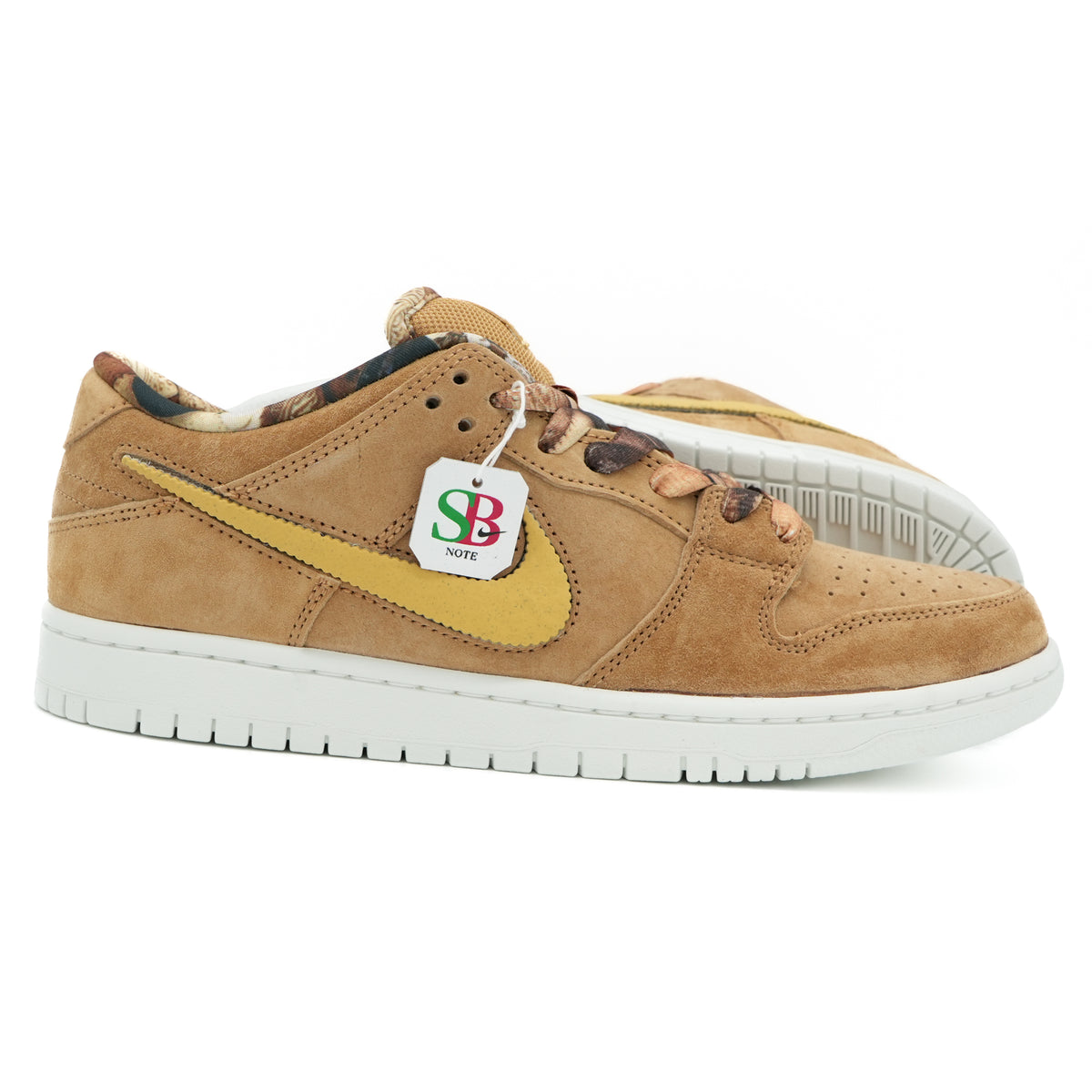 NOTE Manchester X Nike SB Dunk Low Pro - Flax / Summit White 