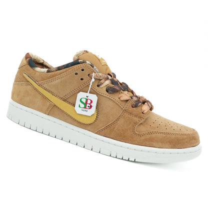 NOTE Manchester X Nike SB Dunk Low Pro - Flax / Summit White