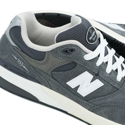New Balance Andrew Reynolds 933 - Grey