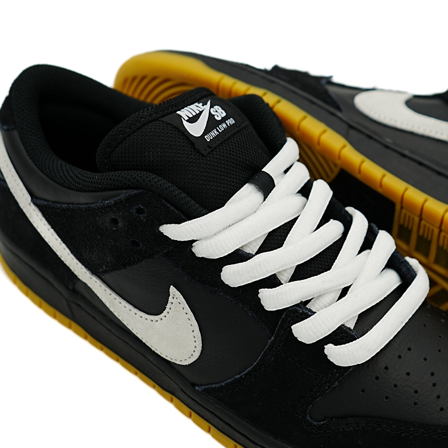 Nike SB Dunk Low - Black/White/Black