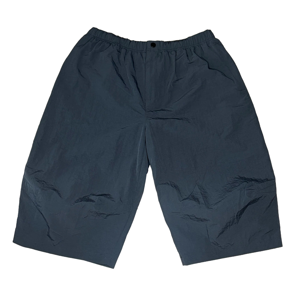 Petri Nylon Darted 3/4 Shorts - Black