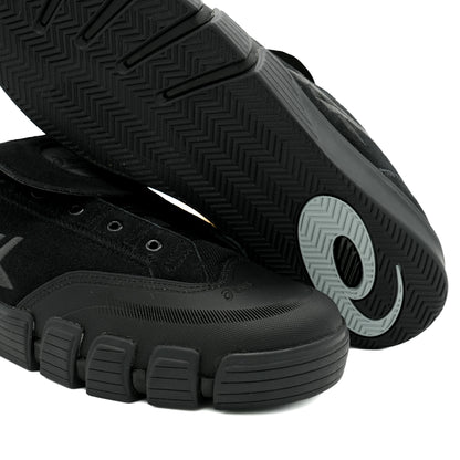 Asics Gel-Flexkee Pro - Black/Black