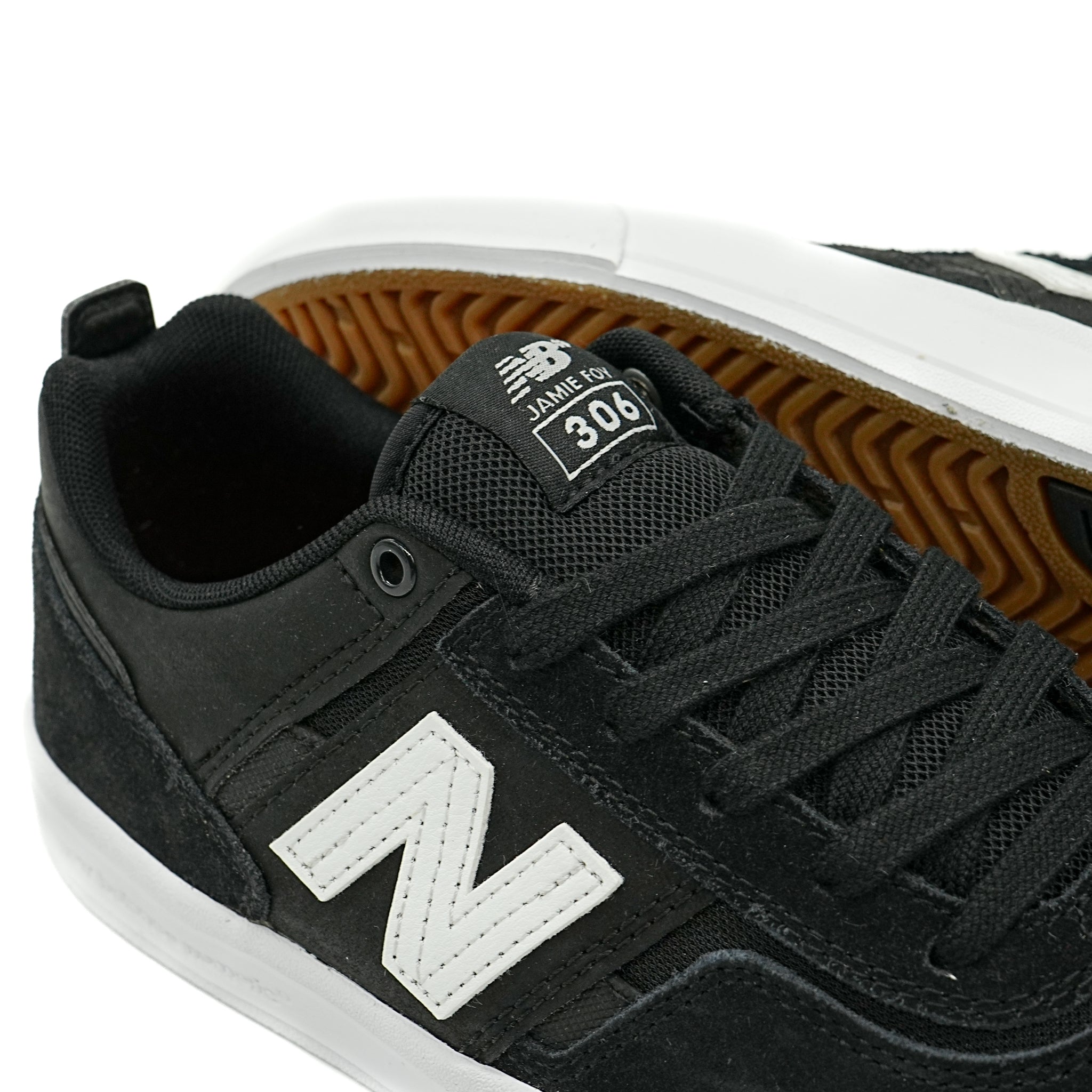 New Balance – Time Machine Skateshop