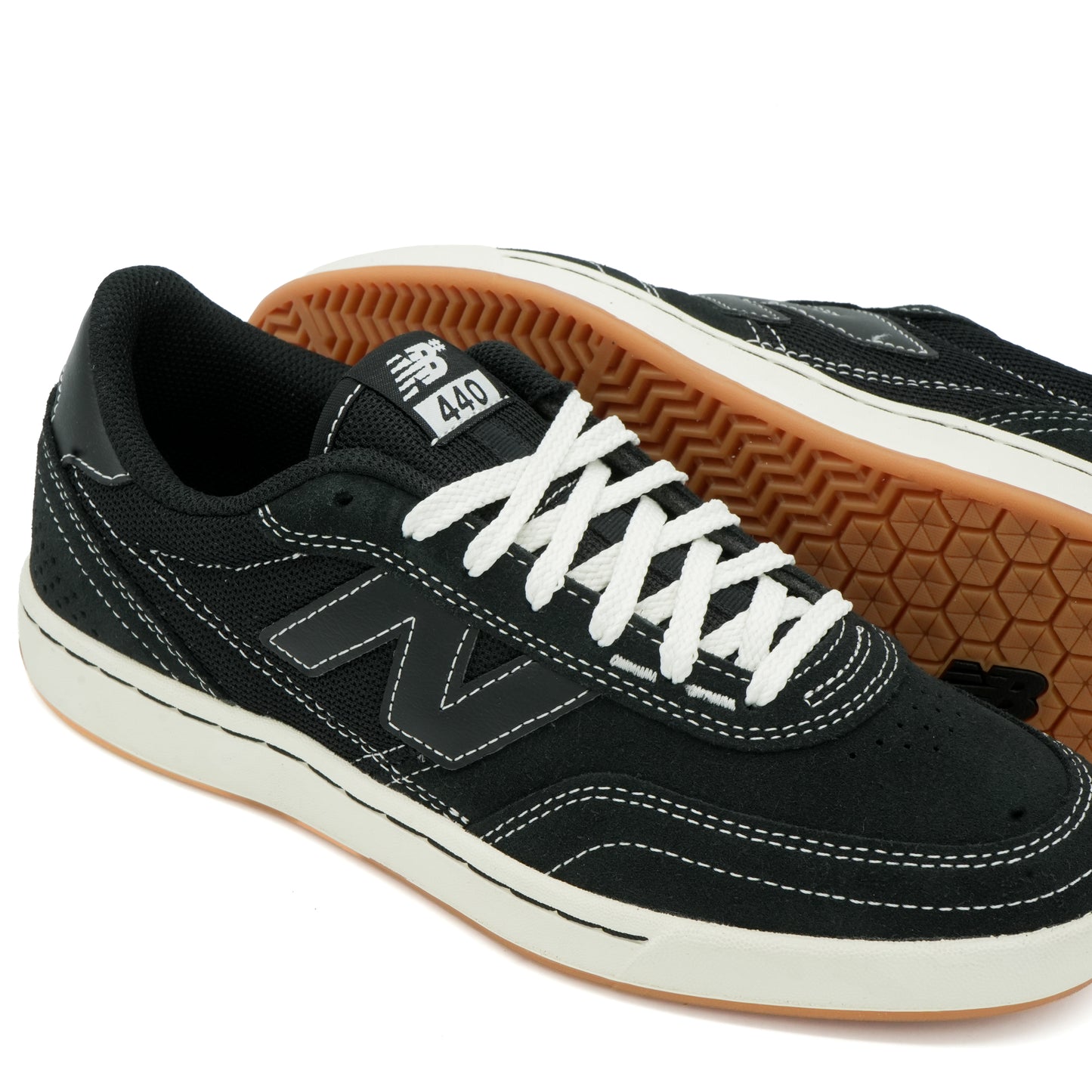 New Balance 440v2 - Black/Sea Salt