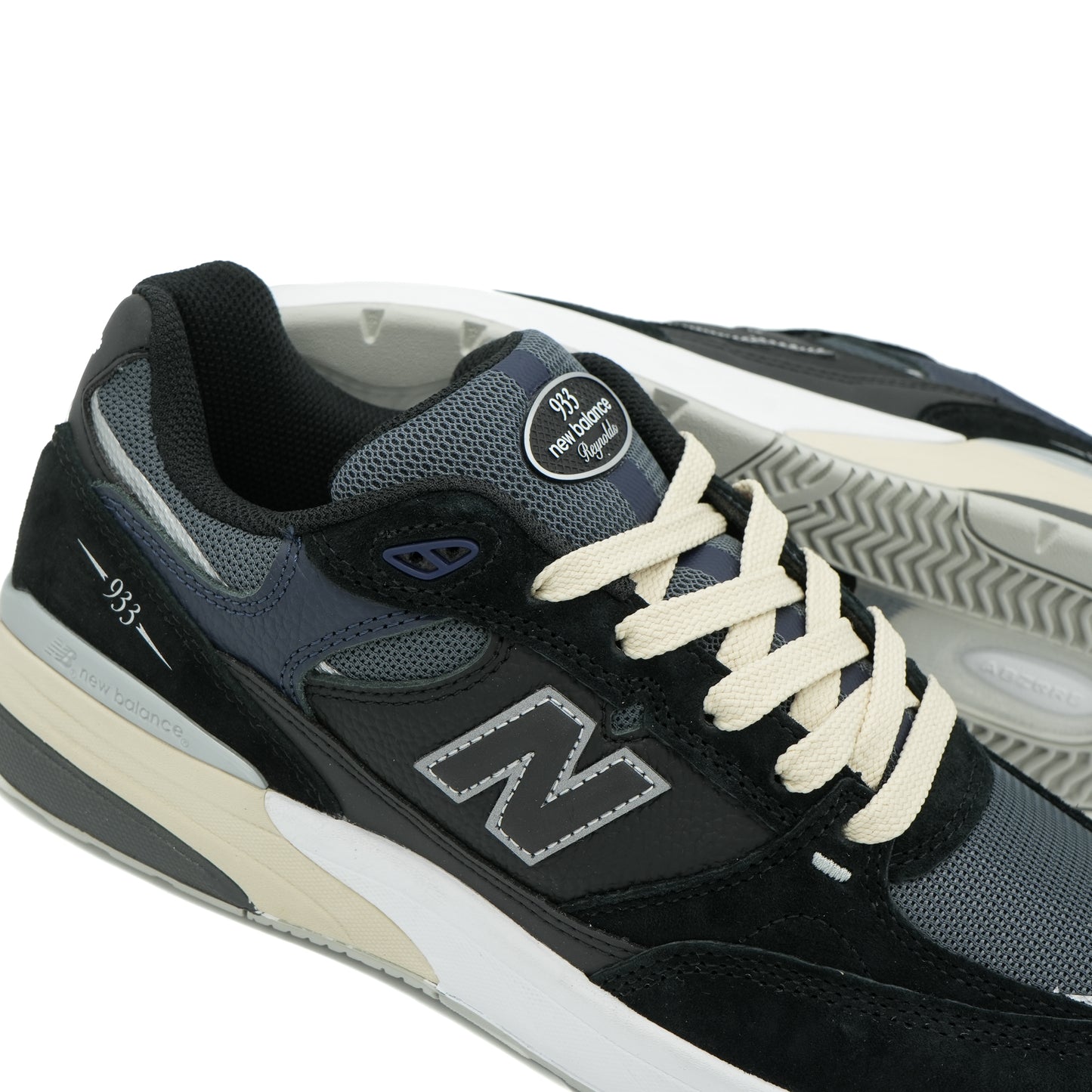 New Balance Andrew Reynolds 933 - Black / Blue
