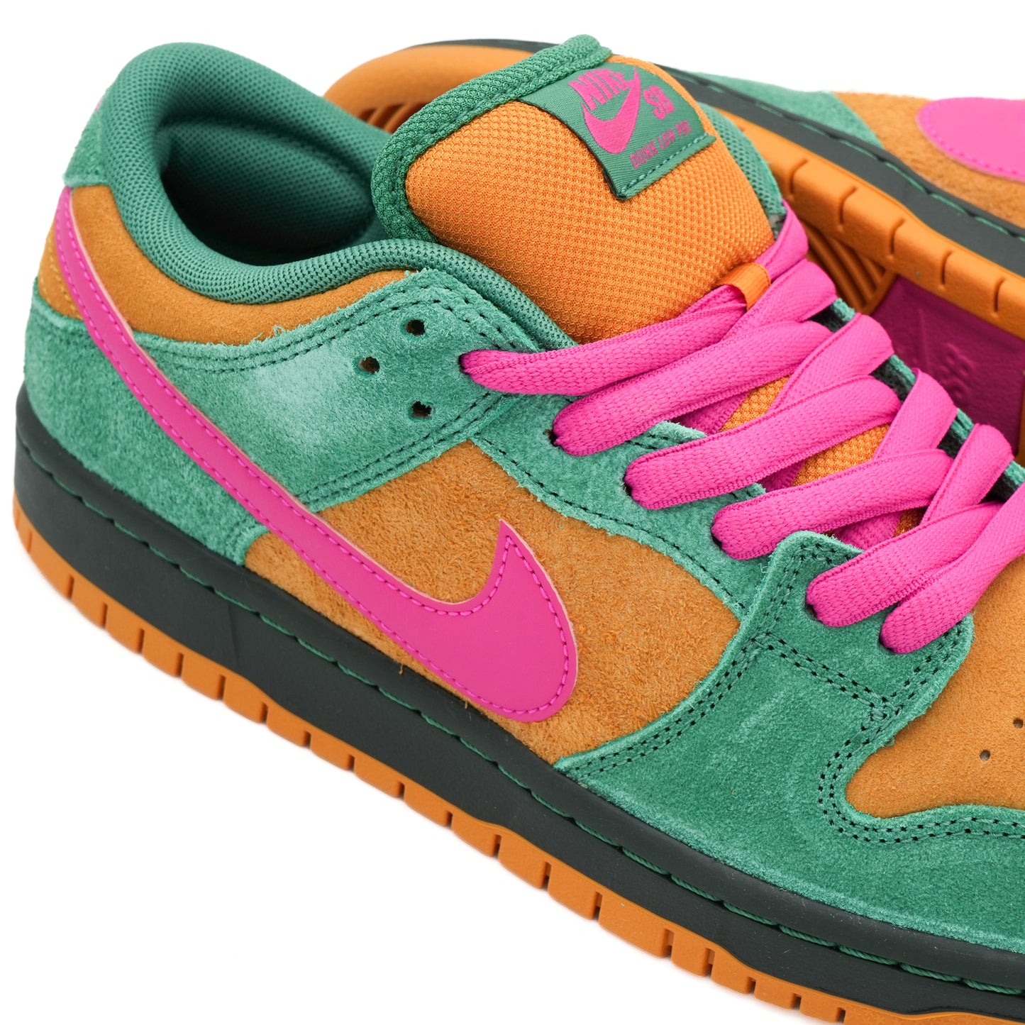 Nike SB Dunk Low Pro - Green Noise / Watermelon
