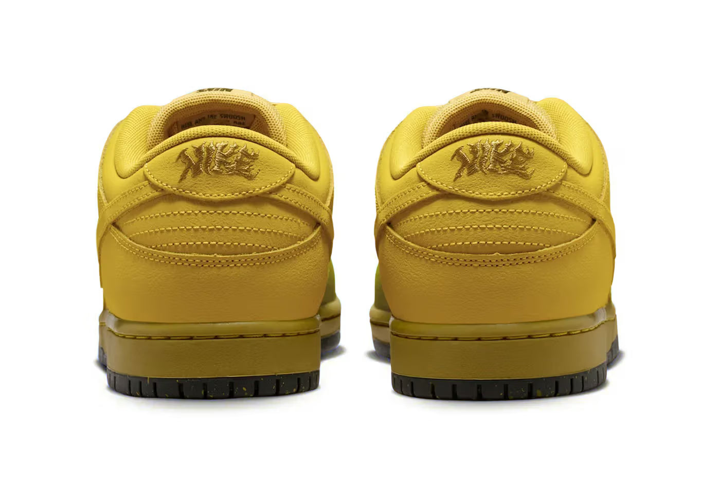 Nike SB Dunk Low Pro WC - Saffron Quartz / Pear