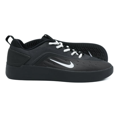 Nike SB Zoom Nyjah 4 - Black / Black / White